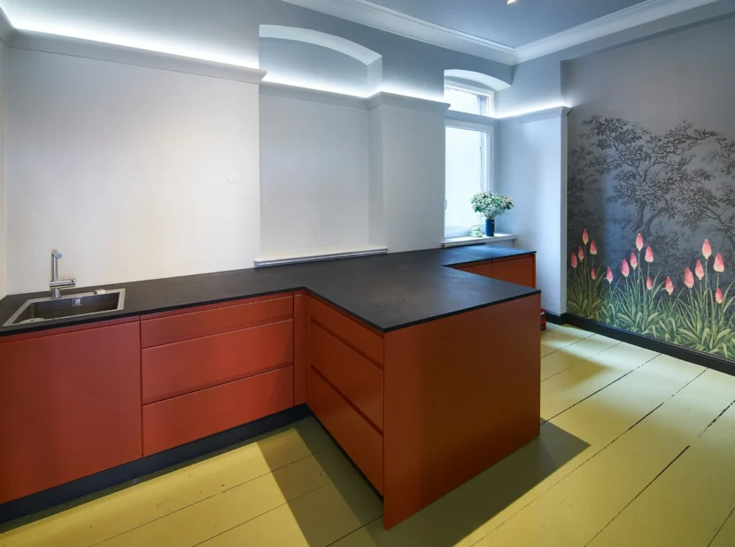 Budget Uplight Cornice 13